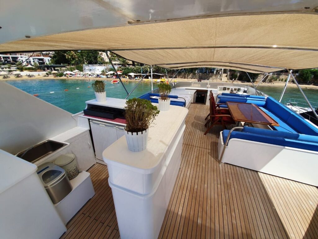 WhatsApp Image 2025-05-07 at 03.27.04